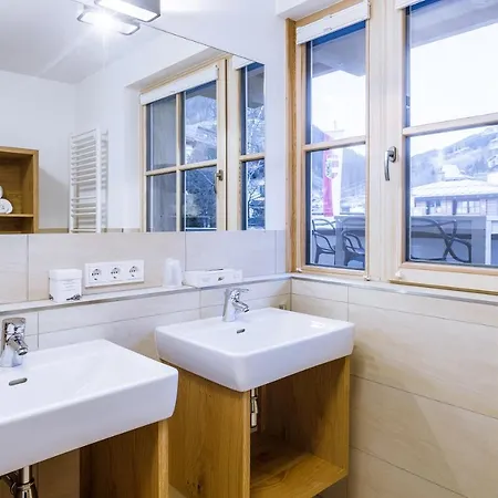 Bolodges By Alpin Apartment *