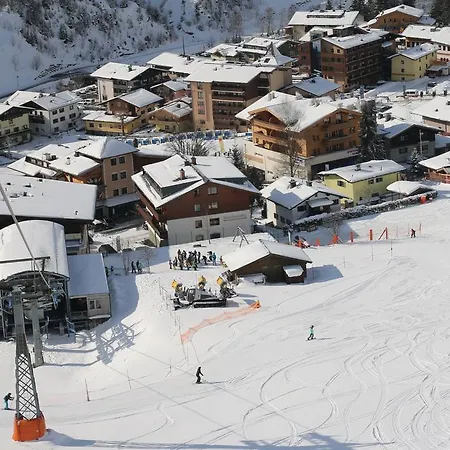 Bolodges By Alpin Apartamento *